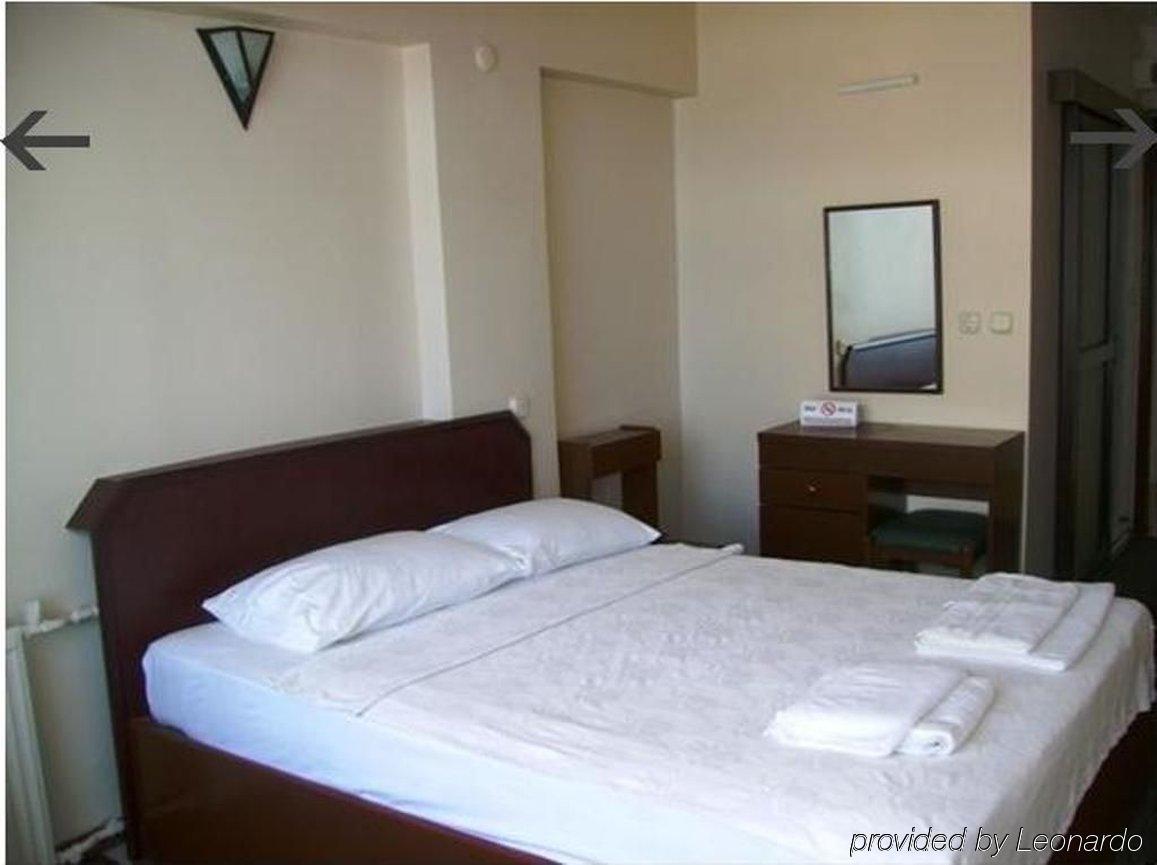 Ekin Hotel Кушадаси Номер фото
