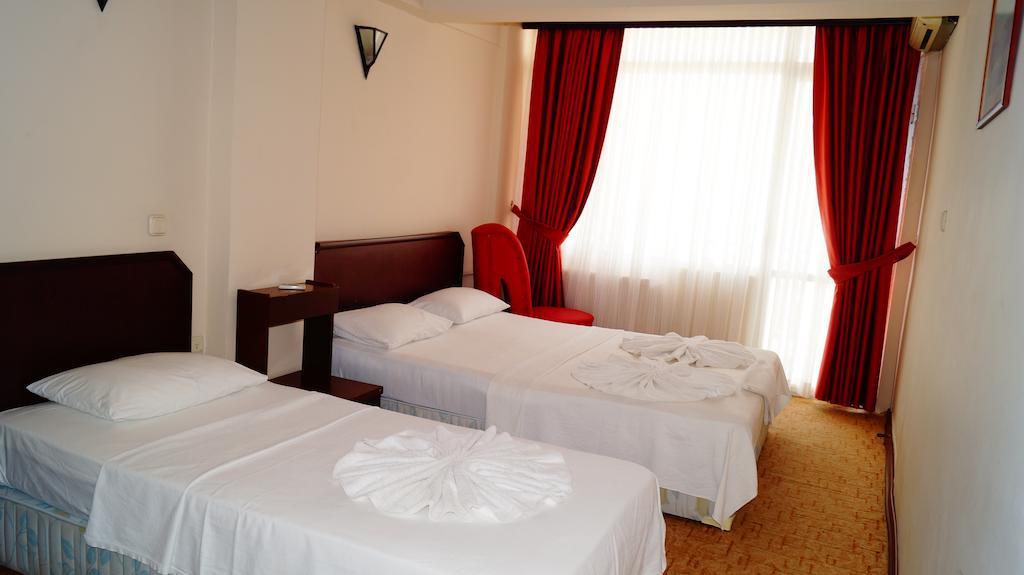 Ekin Hotel Кушадаси Екстер'єр фото