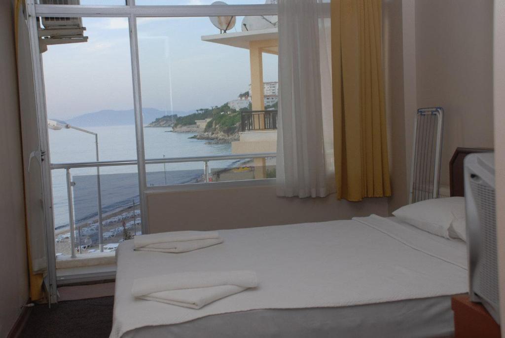 Ekin Hotel Кушадаси Номер фото